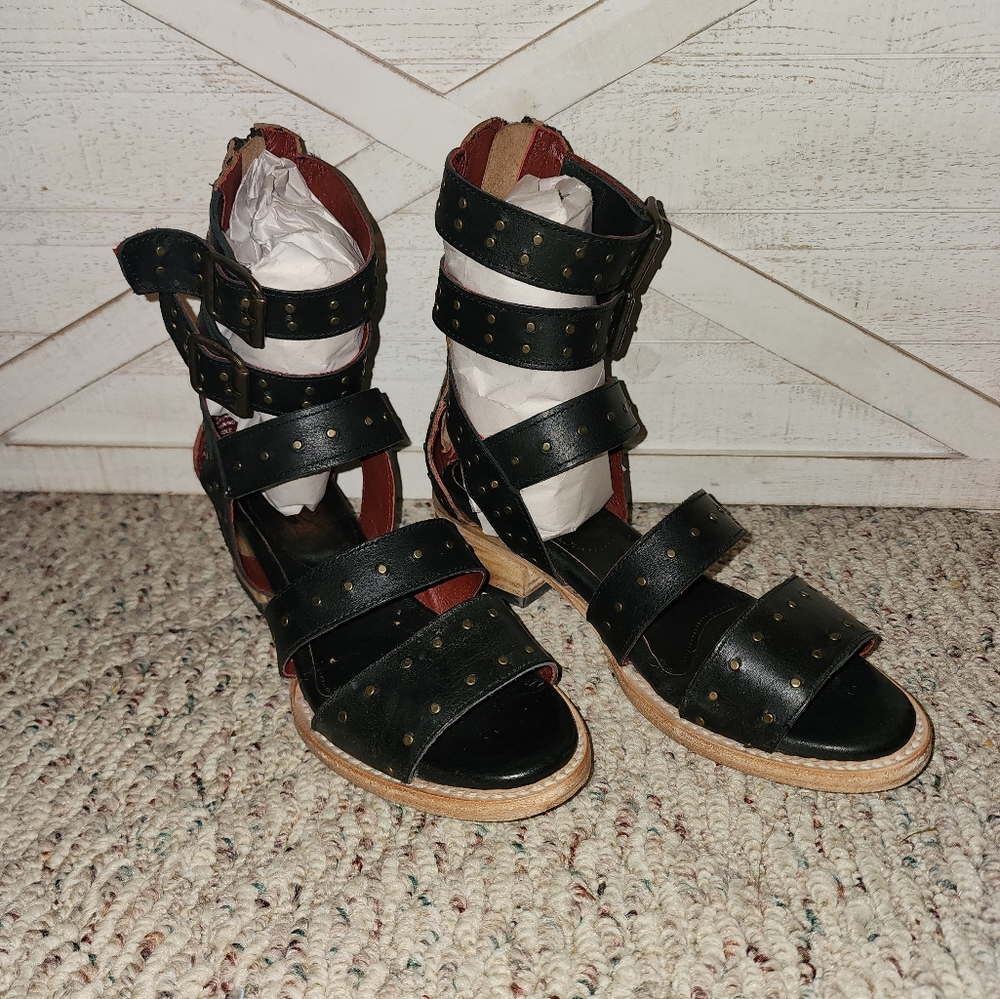 Freebird Gaby Black Size 7